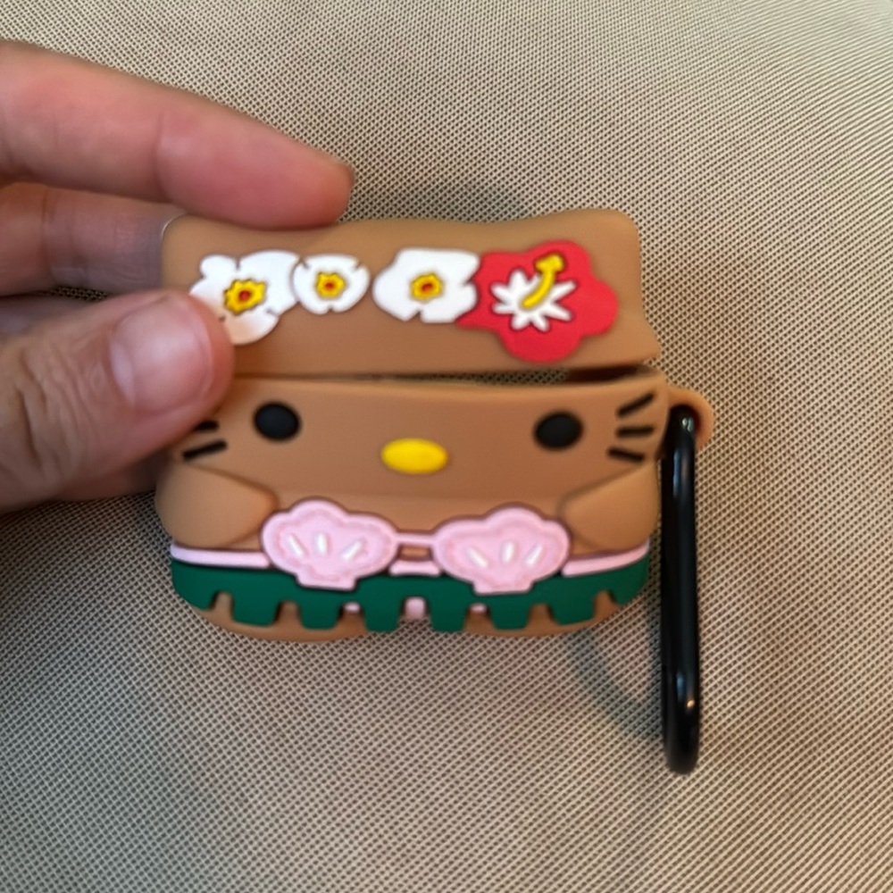 Hawaii hello kitty AirPods Pro case